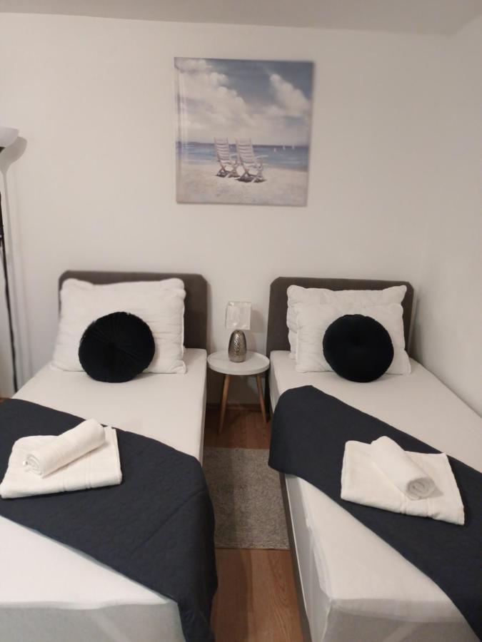Apartman Hana U Blizini Automotodroma Grobnik I Kostrenski Plaza Kostrena Kültér fotó